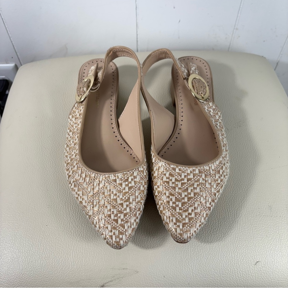 Adrienne Vittadini Rattan Woven Slingback Mule Flats Gold Buckle 8M 8 Career - Picture 5 of 7